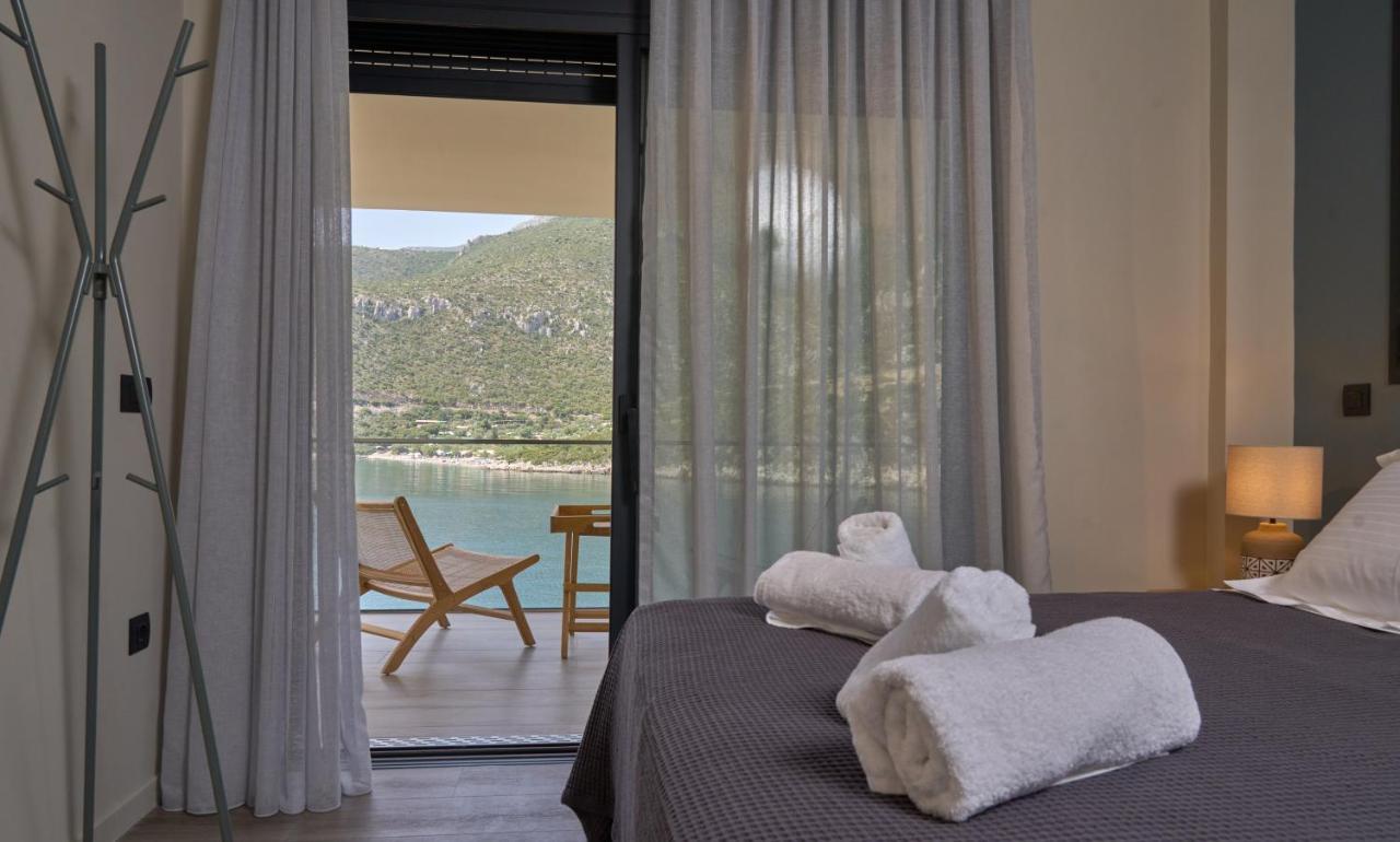 Into The Blue Suites Arkadiko Chorio Exterior foto